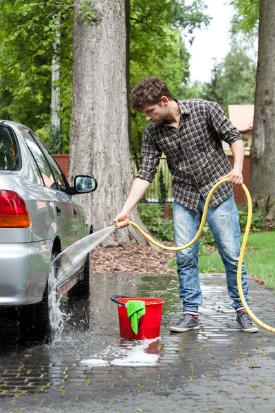 Rinsing the wheel — Stock Photo, Image