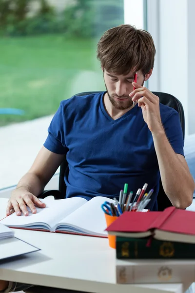 Estudante antes dos exames — Fotografia de Stock