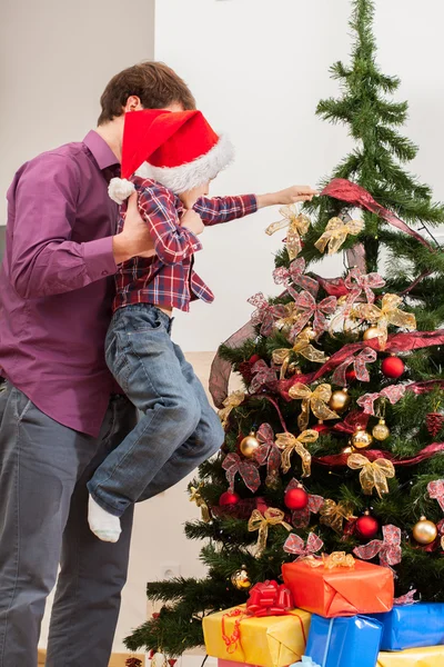 クリスマスツリーの装飾 — ストック写真