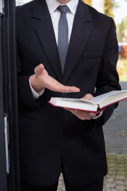 Yehova Şahitleri evangelizing