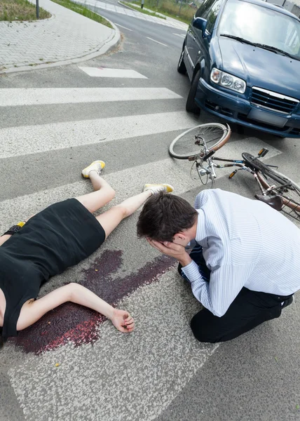 Dead woman killed by driver — Stock Photo, Image