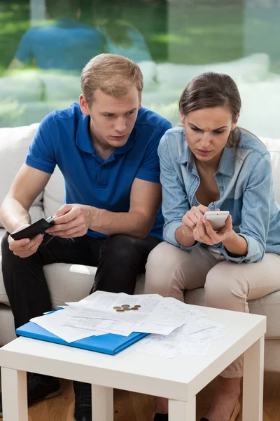 Ehepaar mit finanziellen Problemen — Stockfoto