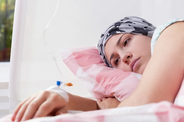 Cancer girl — Stock Photo, Image