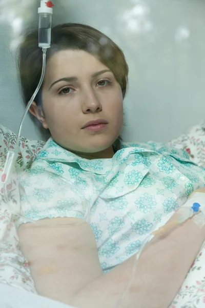 Sad girl with chemotherapy — Stock Photo, Image