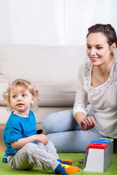 Spaß mit Baby — Stockfoto