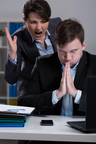 Diskreditierung bei der Arbeit — Stockfoto