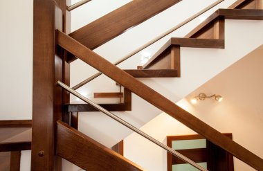 Merdivenleri kapatın.