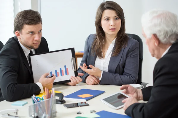 Analysera verksamheten kolumner — Stockfoto