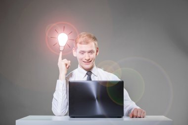 Fikir kavramı olan adam