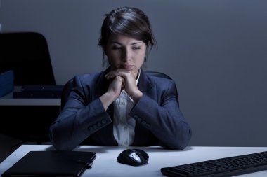 depresif iş kadını