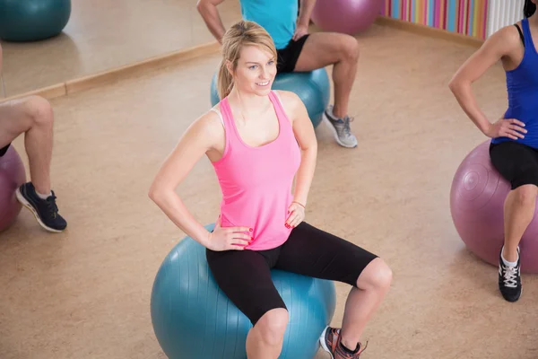 Fitness group training on fitball — Stock Photo, Image