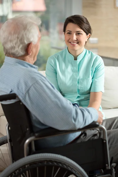 Enfermera y el paciente — Foto de Stock