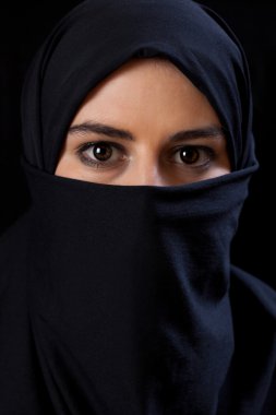 Müslüman kadının portresi