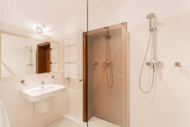 Modern banyo duş