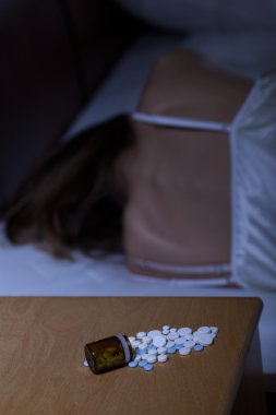 Geceleri depresif kadın