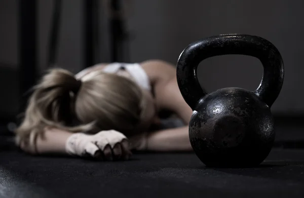 Girl after crossfit training — Stock Photo, Image