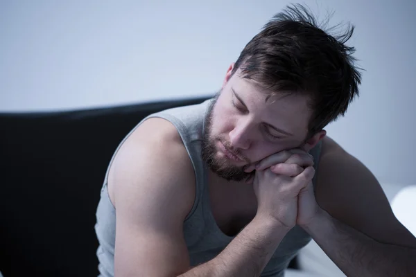 Dormir sentado — Foto de Stock