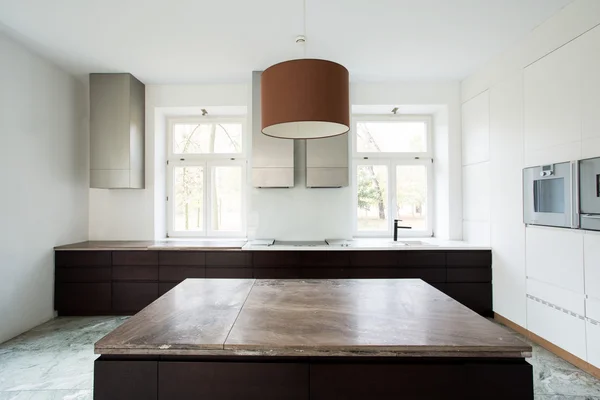 Teures Interieur moderner Küche — Stockfoto