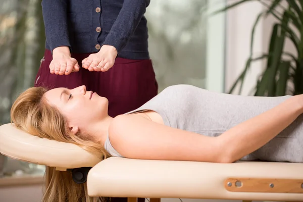 Sessão de terapia bioenergética — Fotografia de Stock