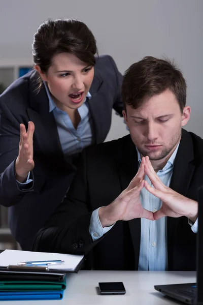 Désaccord au bureau — Photo