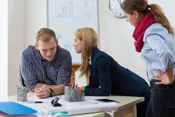 Young team working together — Stock Photo, Image