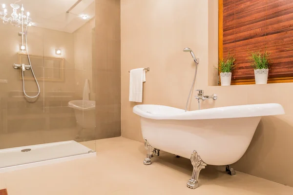 Diseño moderno de baño — Foto de Stock