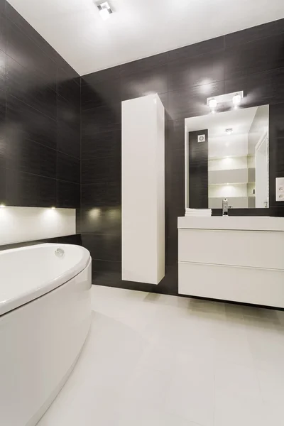 Salle de bain noir et blanc — Photo