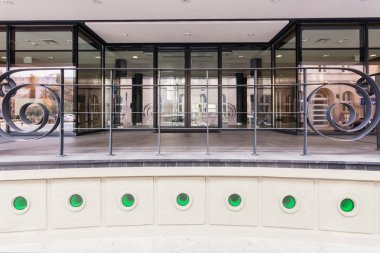 Modern binaya giriş