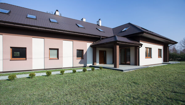 Отдельный дом - вид снаружи
