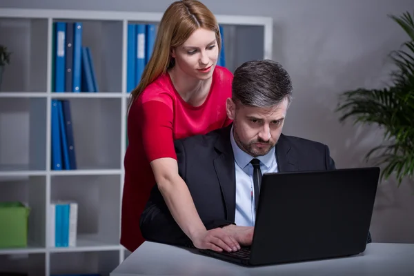 Hermoso jefe y empleado —  Fotos de Stock