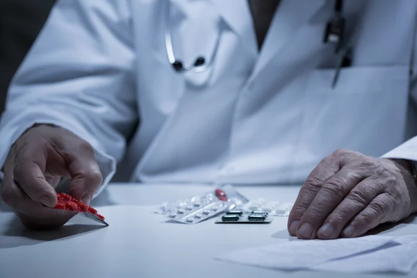 Tablets on the table — Stock Photo, Image