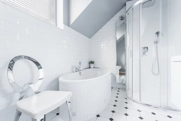 Bílá koupelna design myšlenka — Stock fotografie