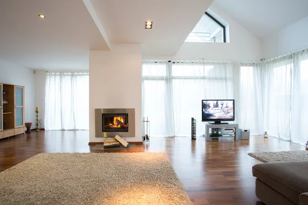 Chimenea en el salón —  Fotos de Stock