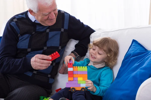 Spiel mit bunten Blöcken — Stockfoto