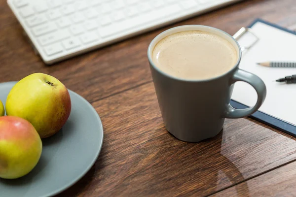 Healthy snacks and coffee — Stock Photo, Image