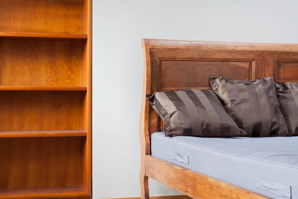 Vintage möbler inne i sovrummet — Stockfoto
