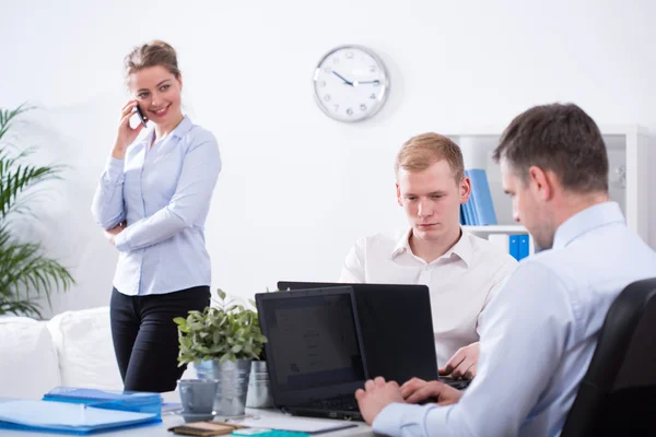 Clerks working in corporation — Stock Photo, Image