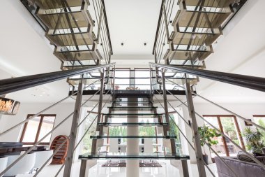 Merdiven geniş oturma