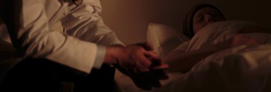 Bakan doktor ve uyku hasta