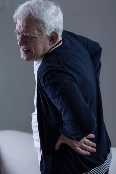 Old man backpain — Stock Photo, Image