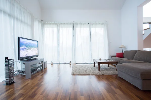 Televisión de plasma en el salón —  Fotos de Stock