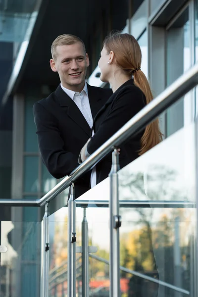 Business vänner under paus — Stockfoto