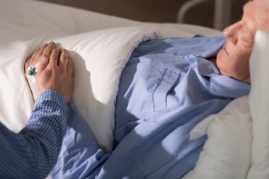 Yaşlı adam ve torunu