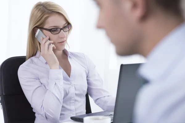 Atractiva mujer corporativa — Foto de Stock