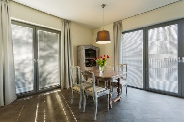 eski moda yemek alanı