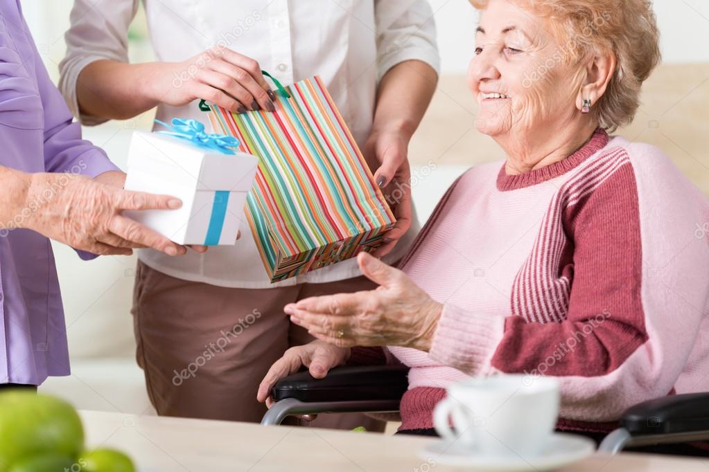 Presents for older lady