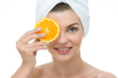 kadın kapsayan sağ gözü