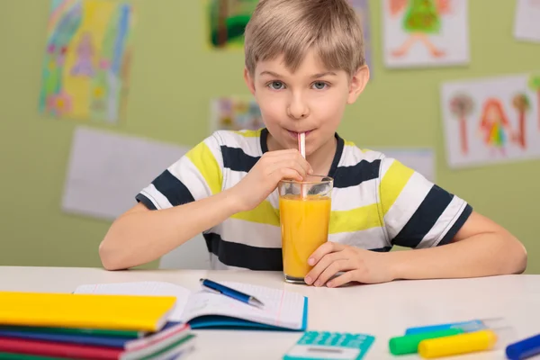 Gesunder Orangensaft — Stockfoto