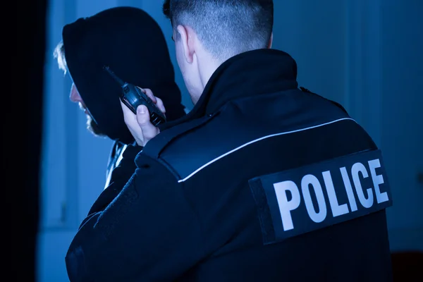 Polis bildiren polis Komutan — Stok fotoğraf