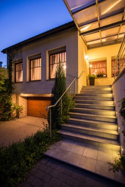 Müstakil ev modern girişine